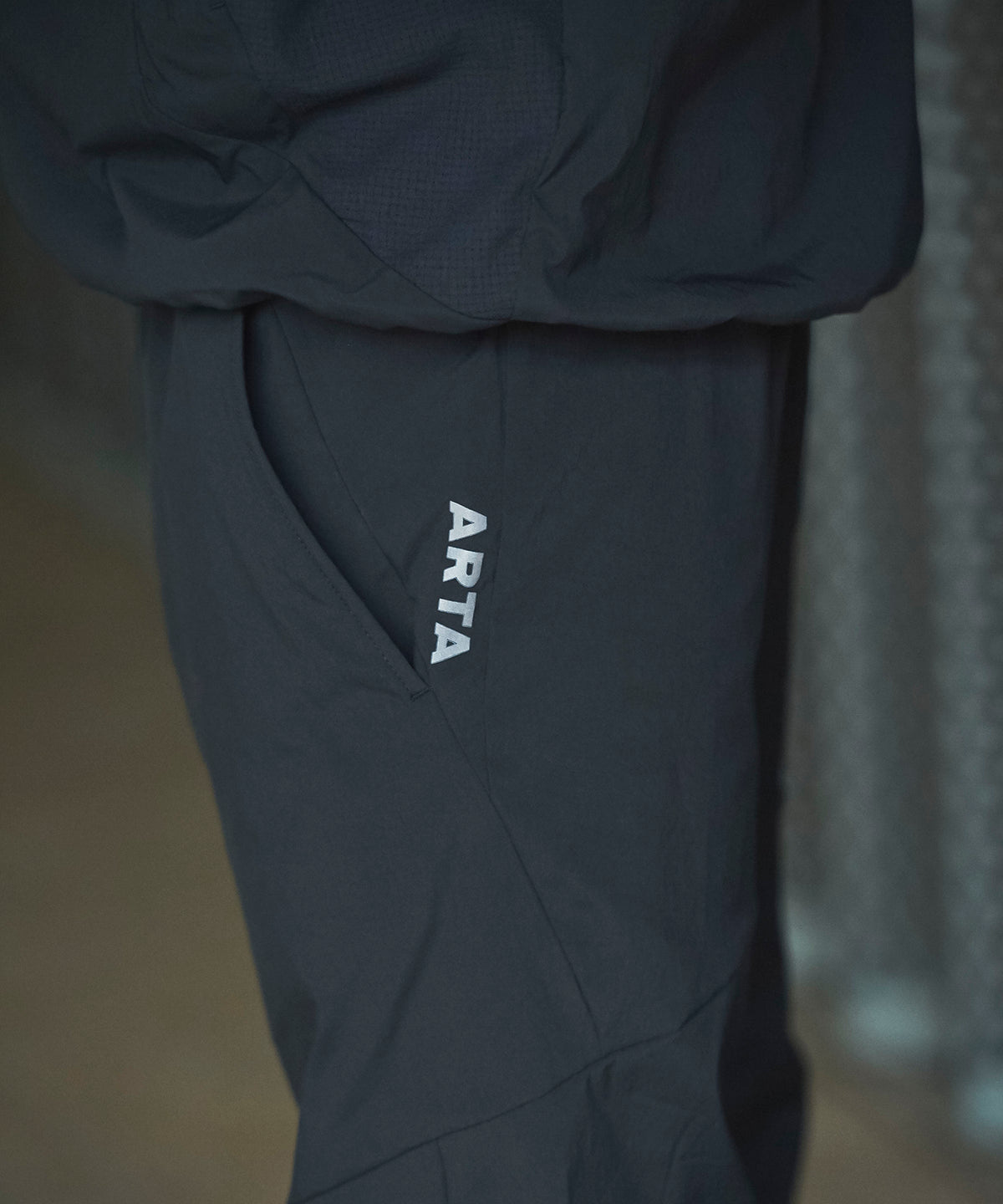 ARTA TRAINING WEAR ストレッチウーブン パンツ（BLACK）