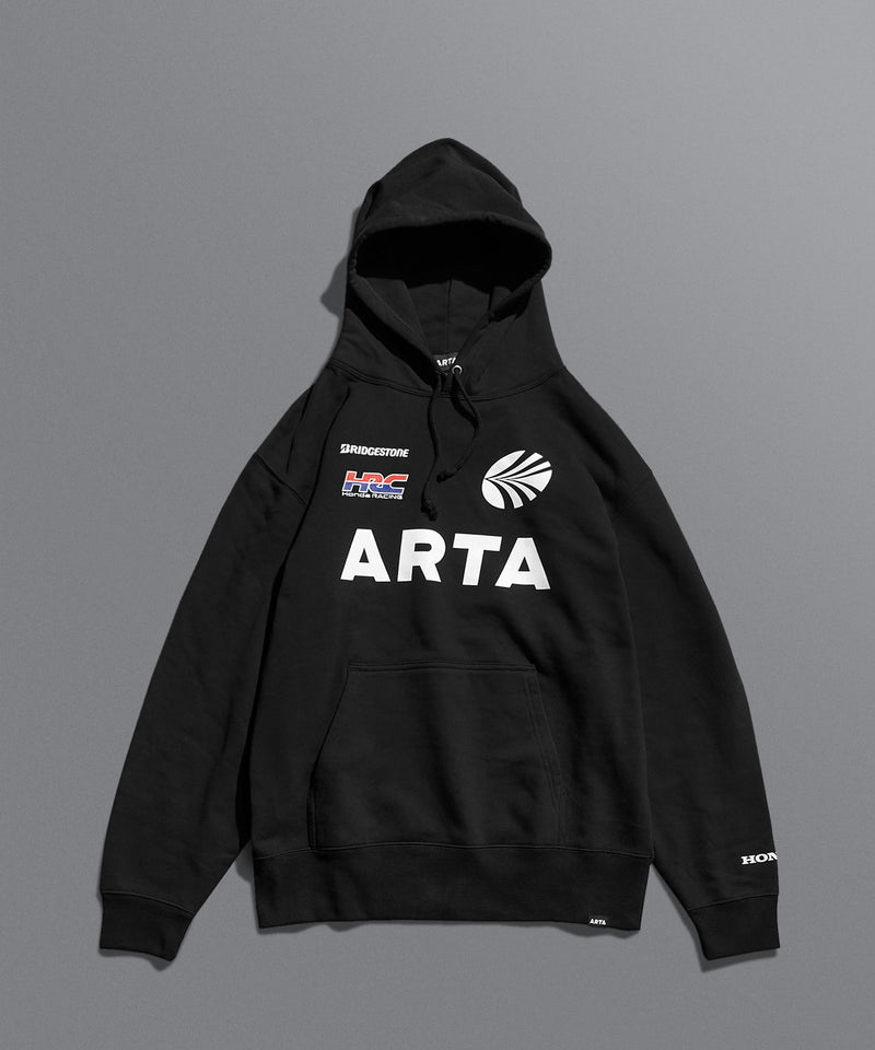 ARTA レプリカ ロゴ スウェット フーディ（BLACK）