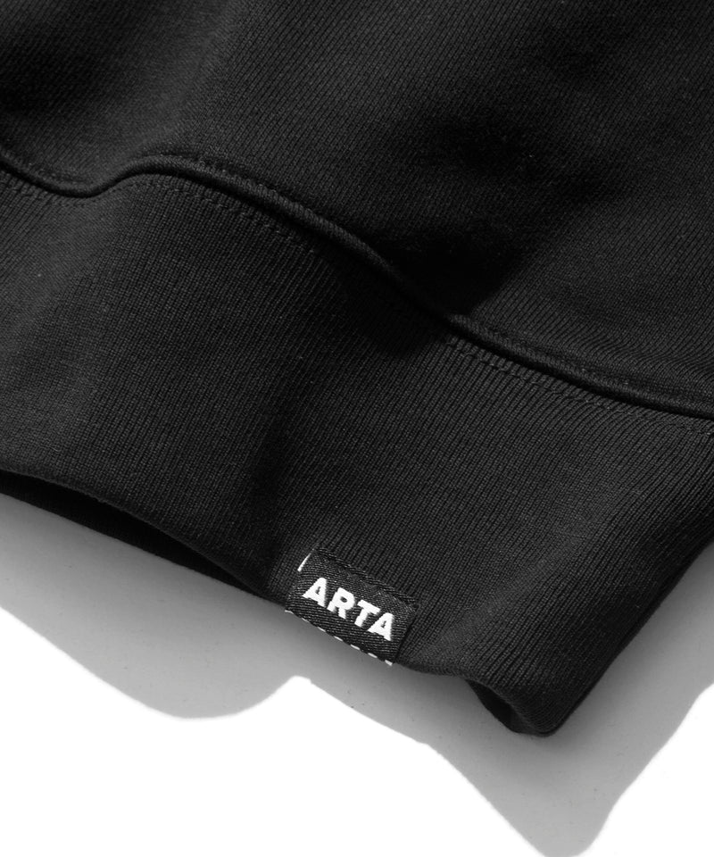 ARTA レプリカ ロゴ スウェット シャツ（BLACK）