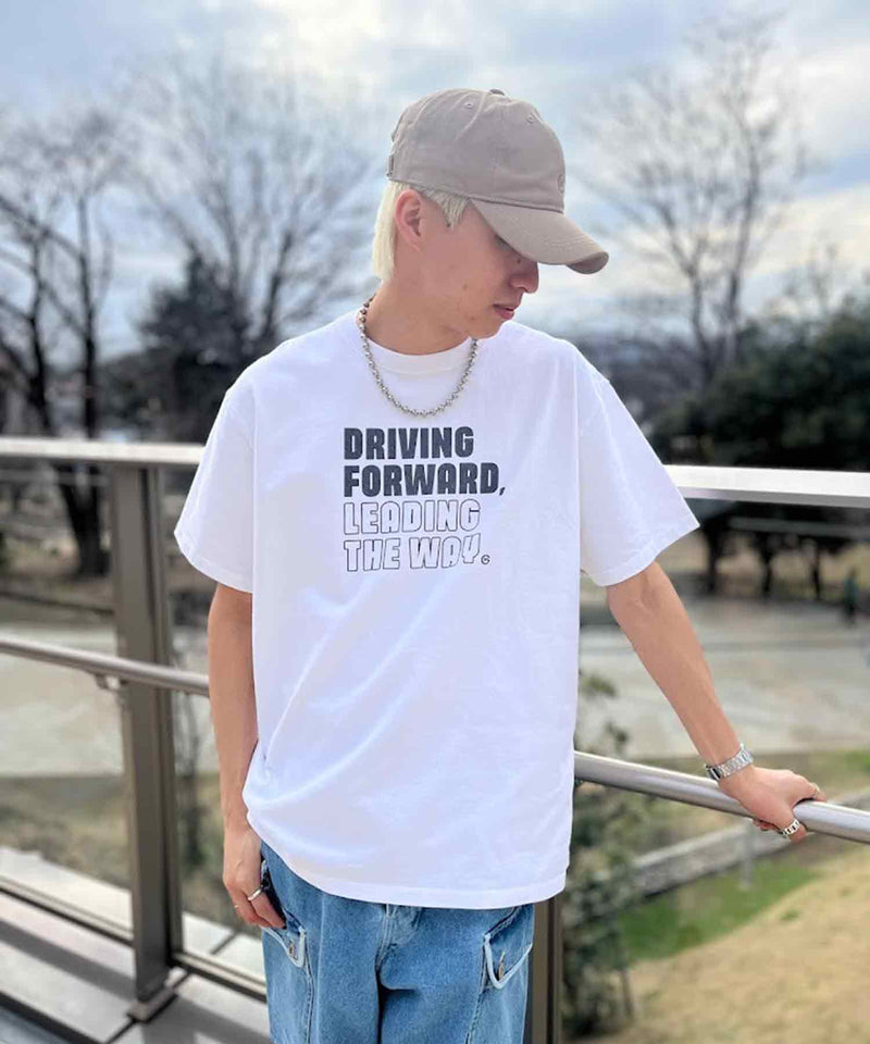 GORDON MILLER DRIVING FORWARD Tシャツ
