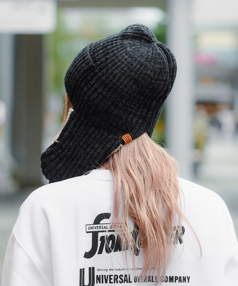 UNIVERSAL OVERALL	紐付きイヤーフラップニットキャップ