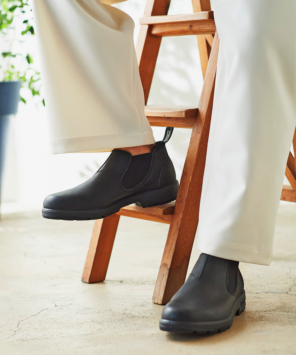 日本限定モデル】BLUNDSTONE ローカット VOLTAN BLACK BS1611