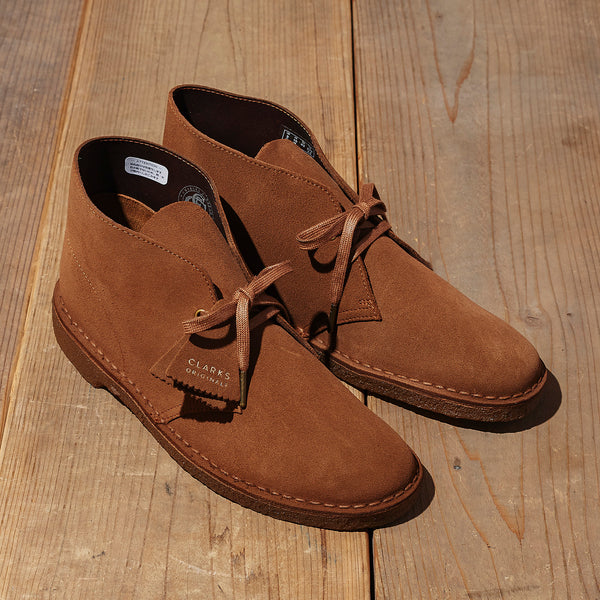 Clarks desert outlet boot cola