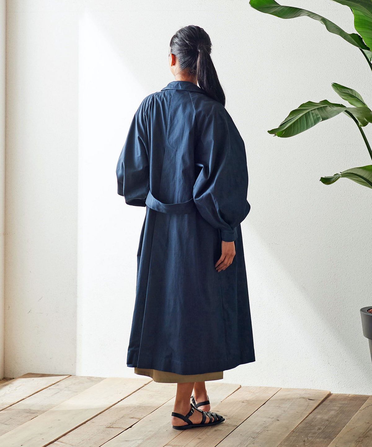 CHIGNON 袖ボリュームコート ネイビー CHIGNON 袖ボリュームコートネイビー